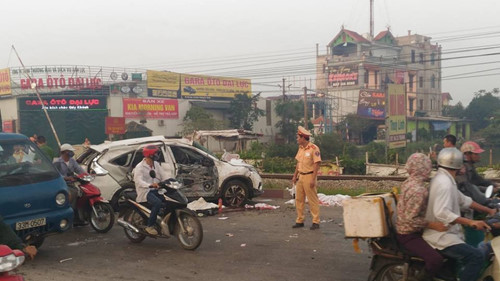 Vụ tai nạn tàu hỏa thảm khốc khiến 6 người chết mới đây ở Hà Nội (nguồn VTV)