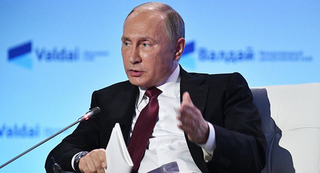 Ông Putin: Mỹ là nước “cộng hòa chuối”?