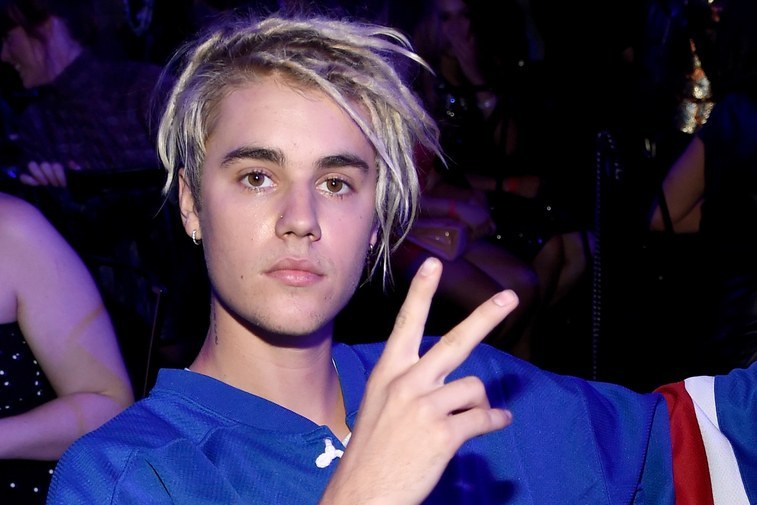 Justin Bieber đi lưu diễn