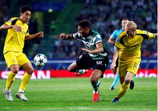 Dortmund giành chiếc vé vượt qua vòng bảng với chiến thắng 1-0 trước Sporting