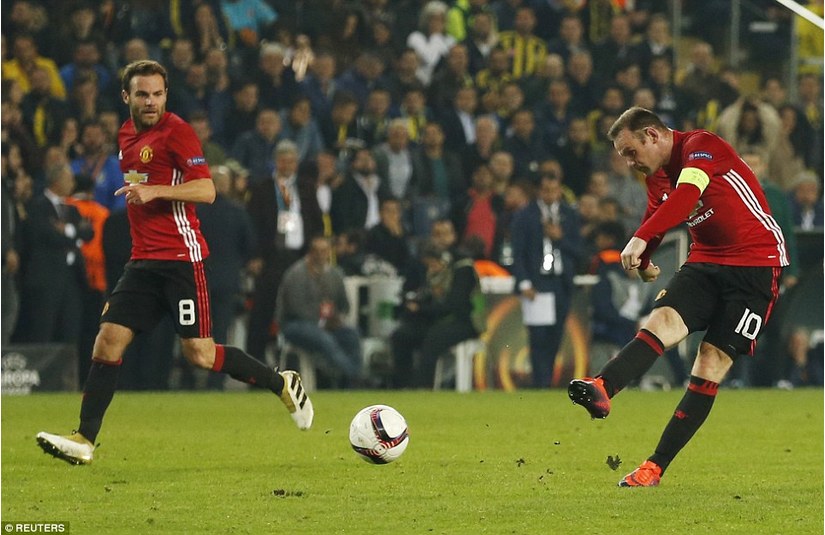 Rooney gỡ lại một bàn cho Quỷ đỏ