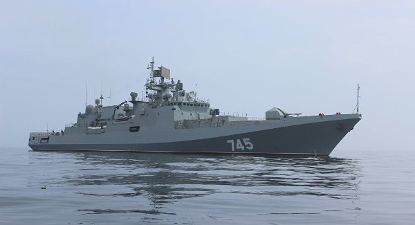 tàu khu trục Nga