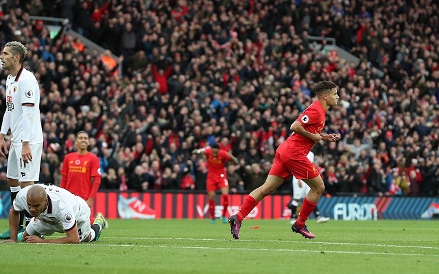 Coutinho tiếp tục ghi bàn đưa Liverpool lên ngôi đầu