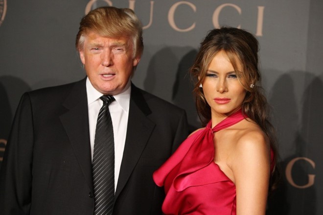 Ứng viên Tổng thống Mỹ Donald trump và vợ