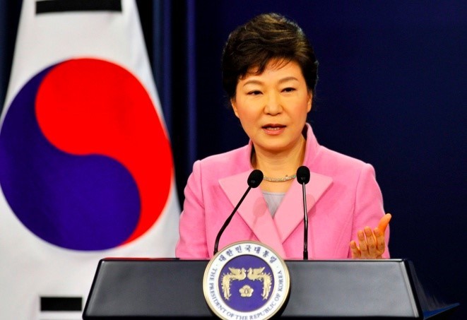 Tổng thống Hàn Quốc hiện vẫn chưa thế giải quyết vụ bê bối chính trị liên quan đến bà Choi Soon-sil