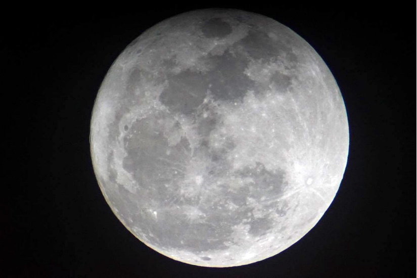 Theo đó vào tối nay 14/11, trăng sẽ lớn hơn bình thường