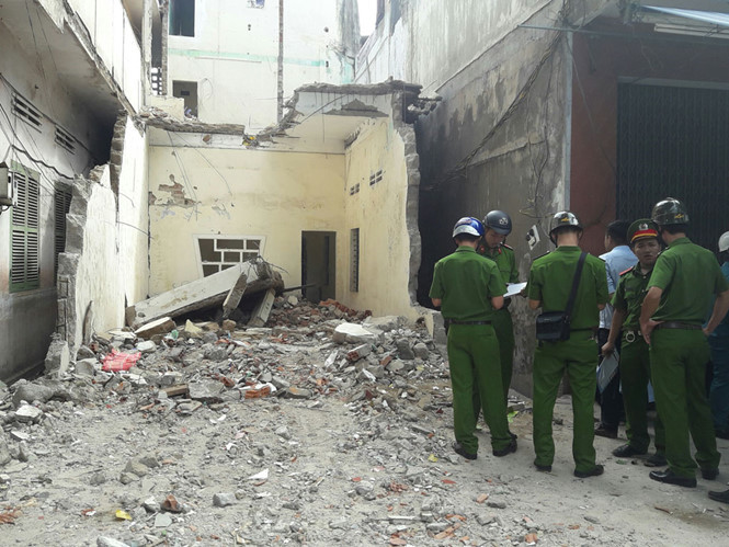 Cơ quan chức năng đang điều tra vụ sập sàn bê tông chết người ở Bình Định