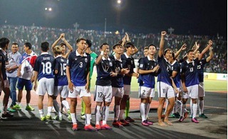 Bị loại khỏi AFF Cup, đội tuyển Campuchia vẫn hot trên mạng