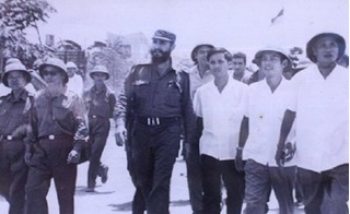 Chủ tịch Fidel Castro - Vị anh hùng trong lòng người dân Việt Nam