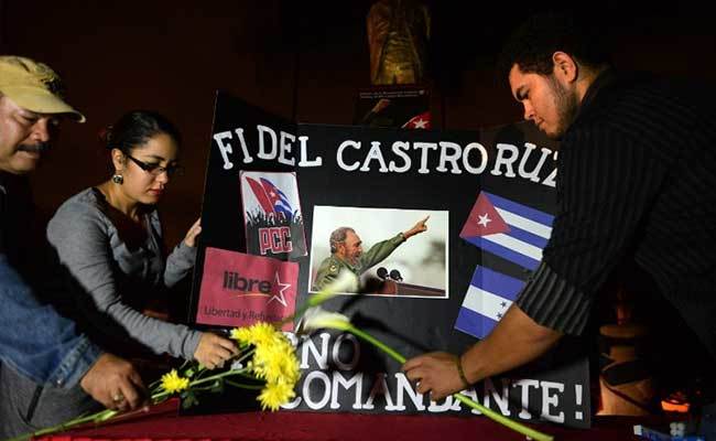 Hoạt động tưởng nhớ ông Fidel Castro của người dân Cuba