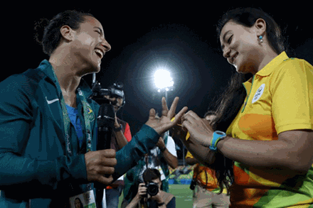 Màn cầu hôn tại Olympic Rio là cái kết hạnh phúc cho câu chuyện tình yêu cảm động