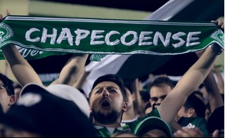 Các cầu thủ câu lạc bộ Chapecoense được vinh danh là nhà vô địch vĩnh cửu