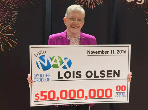 Bà Lois Olsen thấy tiếc vì giải thưởng này đến quá muộn sau một đời vất vả. Ảnh: AGLC