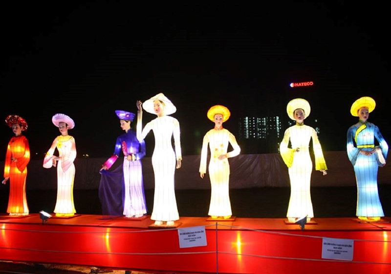Lễ hội đèn lồng khổng lồ tại công viên Yên Sở, Hà Nội 7