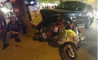 Ô tô “điên” gây tai nạn liên hoàn trên đường Hoàng Minh Giám, Hà Nội