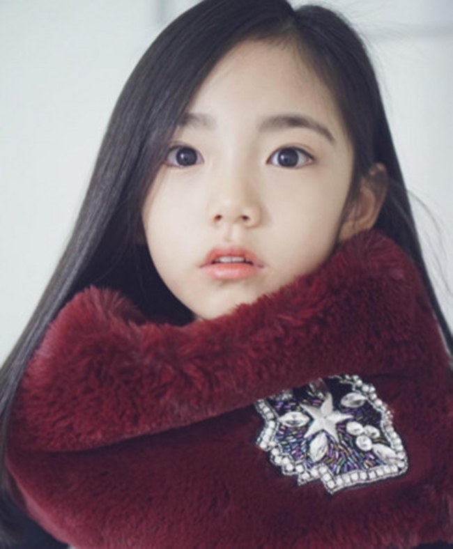 Cô bé Hàn Quốc Lee Eun Chae 9