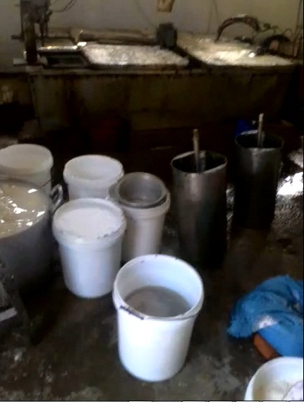 Kem bẩn ở Sóc Sơn được sản xuất thủ công