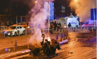 Bom nổ tại sân vận động Thổ Nhĩ Kỳ, 38 người thiệt mạng