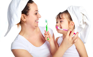 Cách chải răng đúng chuẩn theo độ tuổi của bé mẹ cần học ngay hôm nay