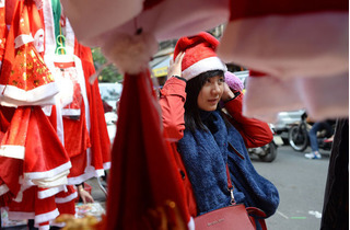 Bỏ túi các địa điểm mua quà Giáng sinh 2016 đẹp - độc - rẻ ở Hà Nội