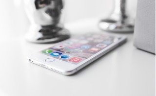 Dân tình sốt sắng trước tin đồn Apple ra mắt iPhone 7 phiên bản “Jet White”