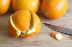 Muốn có làn da sạch và bổ sung nước nên ăn cam chanh