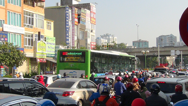 xe buýt nhanh Hà Nội 3