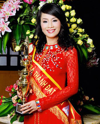 Hoa hậu quý bà Trương Thị Tuyết Nga