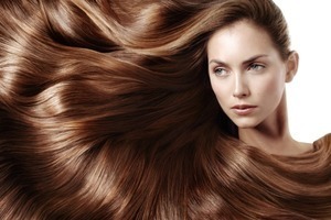 Mách bạn cách làm bóng tóc, dài nhanh, giảm gãy rụng đơn giản mà hiệu quả