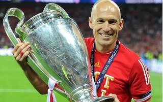 Tiền vệ Robben: Đến Trung Quốc chơi bóng chẳng khác nào huỷ hoại sự nghiệp