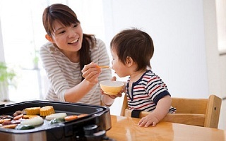 Mách mẹ những món ăn nhanh và dinh dưỡng cho trẻ 3 ngày Tết