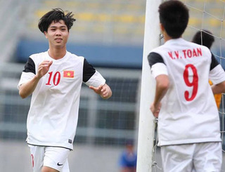 Công Phượng, Văn Toàn sẽ nhận 1 tỷ tiền thưởng nếu giúp Việt Nam vô địch AFF Cup 2018