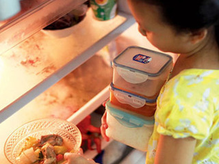 Cảnh báo nguy hại khi ăn đồ thừa trong tủ lạnh dịp Tết