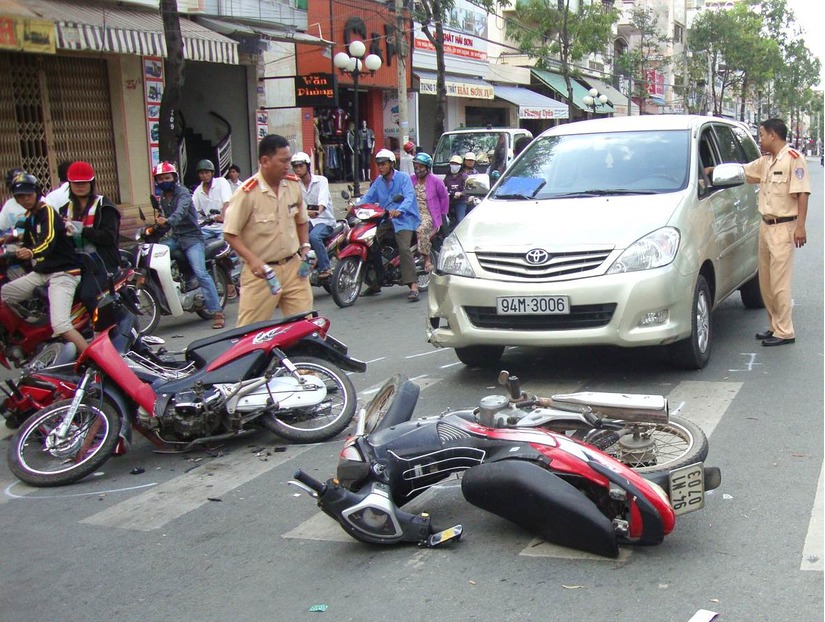 Cả nước có 16.700 người phải nhập viện do tai nạn giao thông ngày Tết