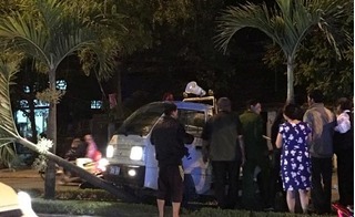 Thanh Hóa: Xe ô tô của công an phường tông một phụ nữ nguy kịch trong đêm