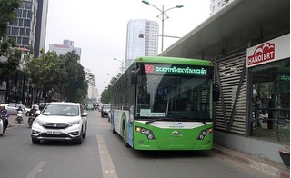 Ô tô Trường Hải: So sánh giá tiền xe buýt nhanh BRT là không hợp lý?