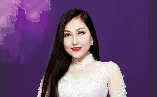 Hạ Vân: "Quá khứ của tôi chỉ có hai từ nghèo và nỗ lực