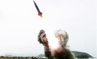 Triều Tiên cố thử nghiệm công nghệ đáng sợ trong vụ phóng tên lửa?