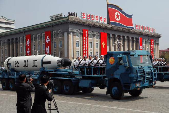 Triều Tiên phóng tên lửa