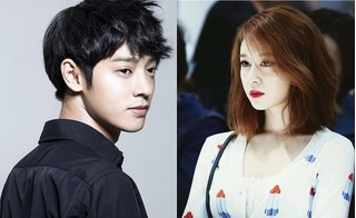 Bị Lee Dong Gun “đá”, Ji Yeon thành đôi với nam ca sĩ từng bị kiện quấy rối tình dục?
