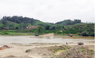 UBND tỉnh Hà Giang cấp phép cho doanh nghiệp “bức tử” sông Con: 