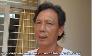 Vụ sạt lở đất tại An Giang: Người đàn ông bật khóc khi thấy nhà bị thần sông cuốn trôi