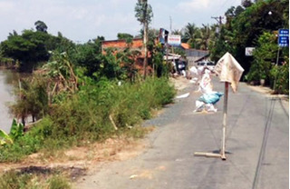 Sạt lở đất ở An Giang: Tiếp tục xuất hiện thêm điểm sạt lở mới nguy hiểm hơn cách sông Vàm Nao 10km
