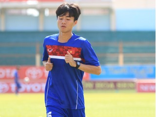 Lộ diện người thay thế Tiến Dụng ở U20, Nhật Bản dùng cầu thủ U15 đá World Cup