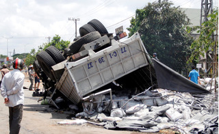 Vụ tai nạn giao thông làm 13 người tử vong ở Gia Lai: Xe tải chưa được đăng ký kinh doanh