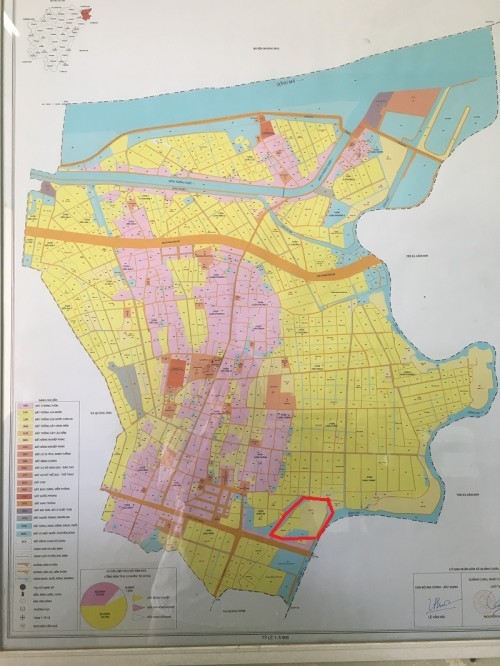 Bản đồ địa chính xã Quảng Châu thể hiện lô đất nơi ông Cao Tiến Đoan xây Bạch Dinh và các công trình khác (phần trong vòng khoanh đỏ) thuộc quy hoạch đất trồng lúa nước và trang trại
