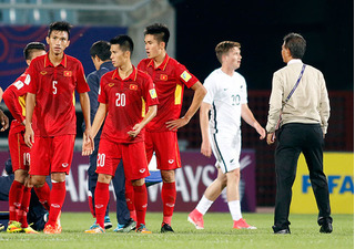 Nhận định trái ngược về cơ hội đi tiếp của U20 Việt Nam
