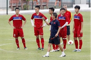  2 hảo thủ U20 lọt top cầu thủ đẹp trai nhất World Cup, 5 cầu thủ được đôn lên U22 Việt Nam