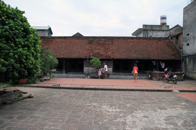 Ngôi nhà gỗ lim 300 tuổi vùng Kinh Bắc