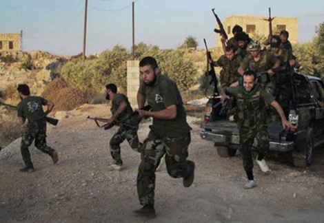 Quân đội Syria tiến như vũ bão vào vùng khủng bố chiếm đóng. Ảnh: Dailymail